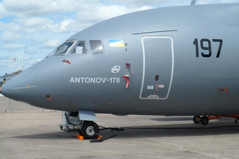 самолёт Ан-178