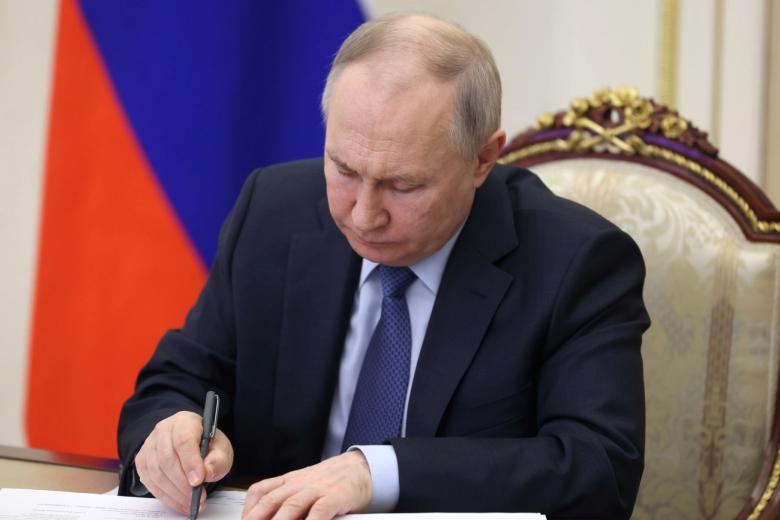 Владимир Путин