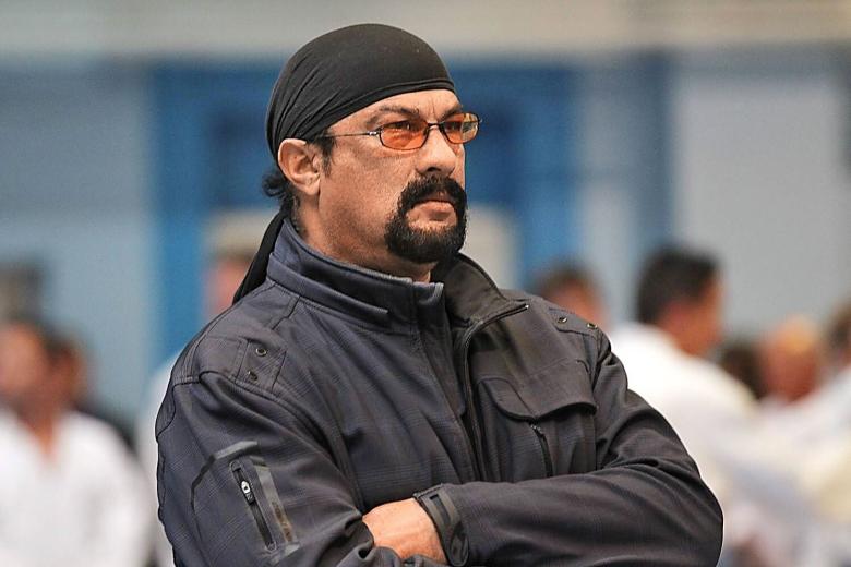 Стивен Сигал