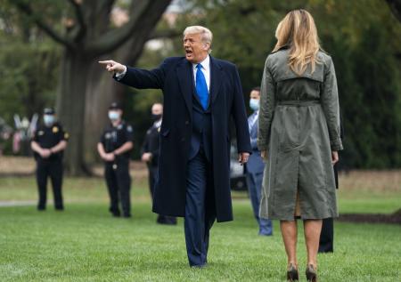 Трамп обвинил Байдена в намерении ввести в США многолетний локдаун