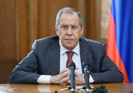 «Нереалистичная схема»: Лавров о подключении к SWIFT «дочки» РСХБ