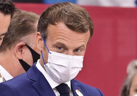 Макрон выступил за скорейшее возобновление переговоров по ядерной сделке