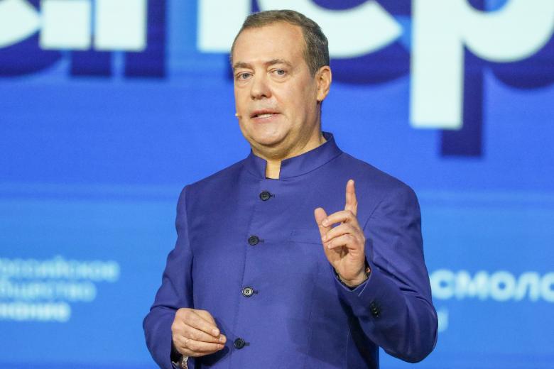 Дмитрий Медведев