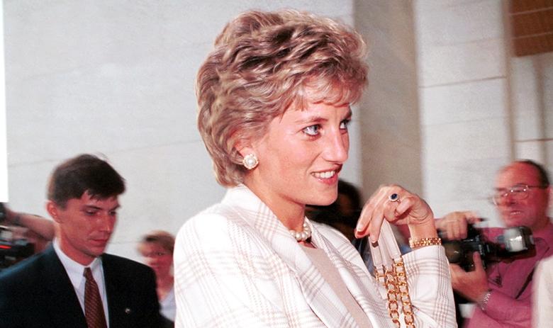 Принцесса Диана у Белого дома. 1995