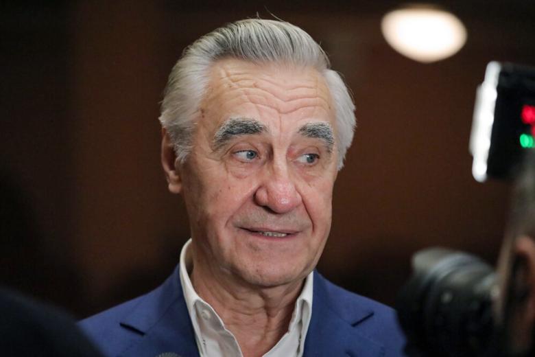 Анатолий Васильев