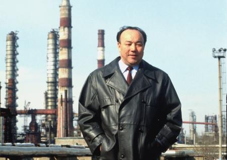 Муртаза Рахимов — нефтяник в роли президента