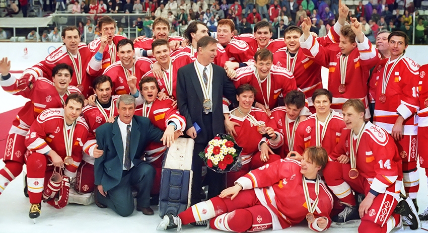 Хоккейная команда СНГ — чемпион зимних Олимпийских игр в Альбервиле