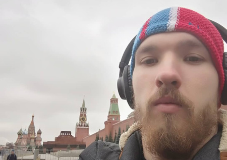 Паралимпиец Асташов предупредил о мошенниках, действующих от его имени