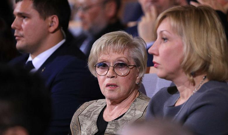 Алиса Фрейндлих