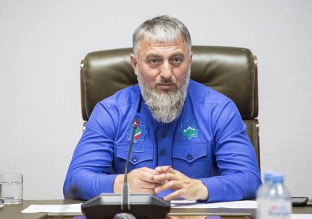 Путин присвоил звание Героя России соратнику Кадырова 