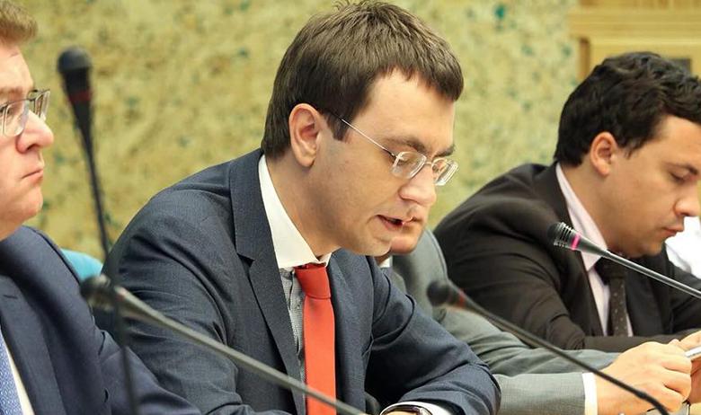 Владимир Омелян