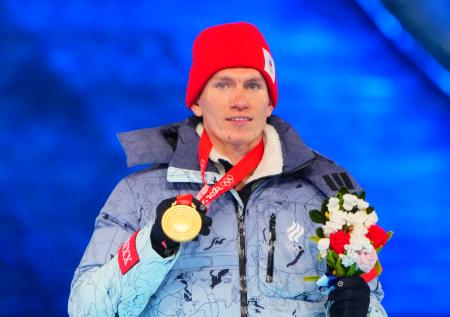 Лыжник Большунов ответил на вопрос о сумме призовых за Олимпиаду в Пекине