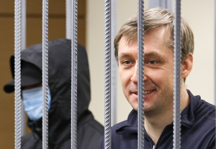 Экс-полковнику МВД Захарченко дали 16 лет строгого режима