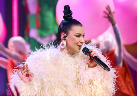 Известная певица оставила в прошлом Украину и гражданство