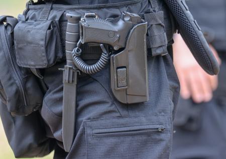  В украинском патриотическом учебнике разместили снимок российских солдат