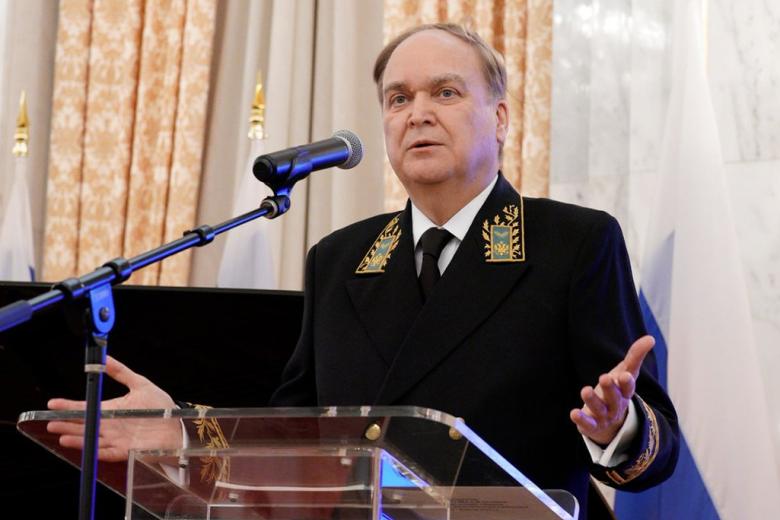 Анатолий Антонов