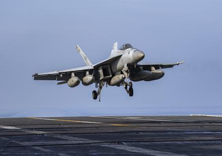 Истребители США сопроводили два российских бомбардировщика над Аляской