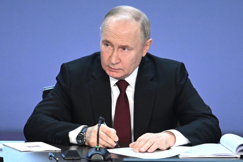  Владимир Путин 