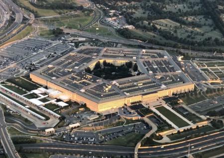 Власти США обвинили лингвиста из Пентагона в передаче секретной информации