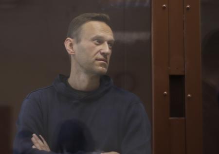Навального обвинили в экстремизме и хищении пожертвований