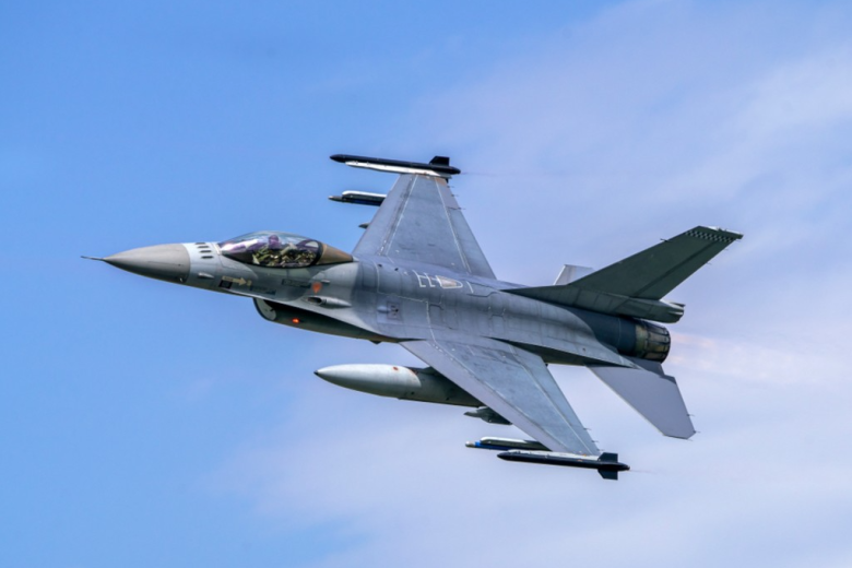 F-16