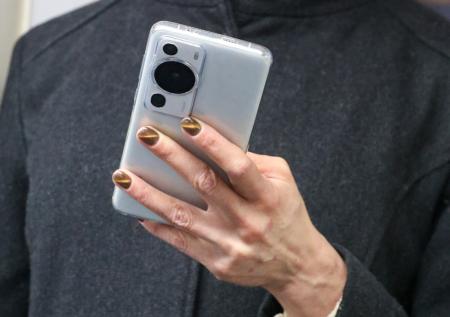 Россиянам дали совет, как вернуть к жизни неработающий смартфон