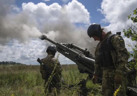 Российские военные уничтожили под Уманью склад боеприпасов к HIMARS и M777