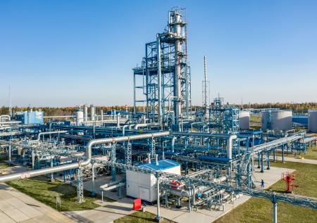 В «Газпром-нефти» резко сократят углеродный след к 2030 году