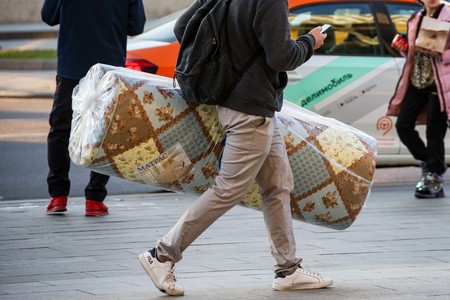 Россиян предупредили об опасности неправильного матраса