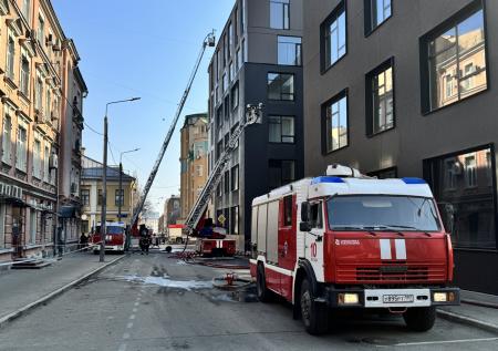 Стало известно о пожаре на севере Москвы