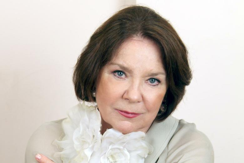 Лариса Голубкина