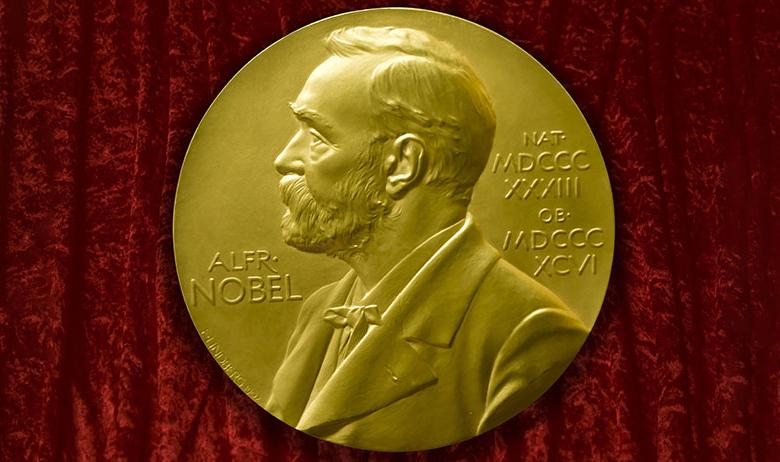 Медаль с изображением учредителя премии Альфреда Нобеля