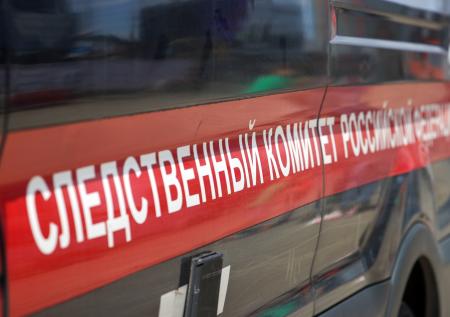 Приезжий требовал у дочери участника СВО интимные фото и угрожал ее отцу