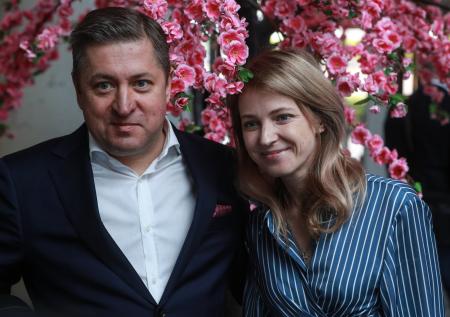 Бывший муж Поклонской отреагировал на её слова о «счастливом разводе»