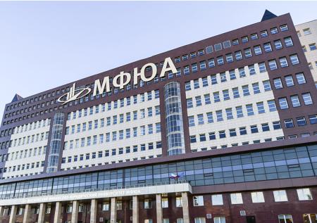 Студентов московского вуза эвакуировали после угрозы взрыва