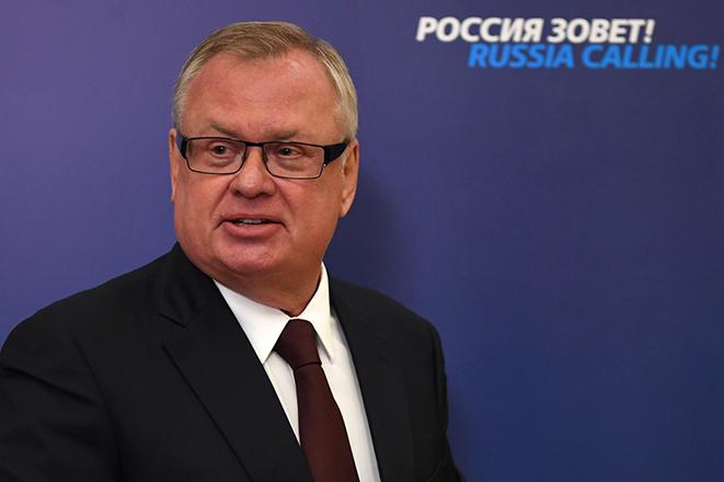 Андрей Костин