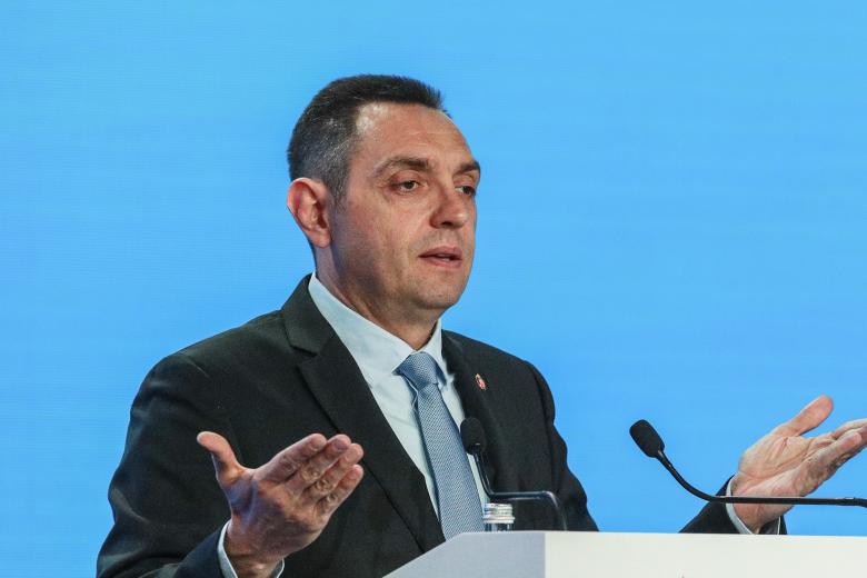 Заместитель премьер-министра Сербии Александр Вулин