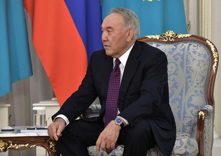 МИД КНР: бывшего президента Казахстана Назарбаева нет на территории Китая