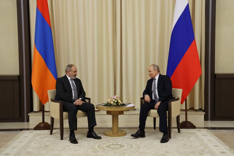 Никол Пашинян, Владимир Путин
