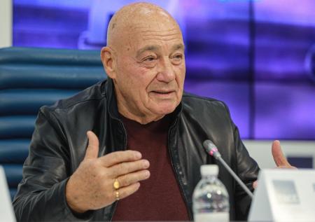 Познер призвал не ждать быстрого возвращения российских спортсменов