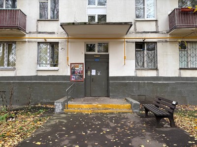Соседка убитой мигрантом писательницы рассказала, что происходило накануне