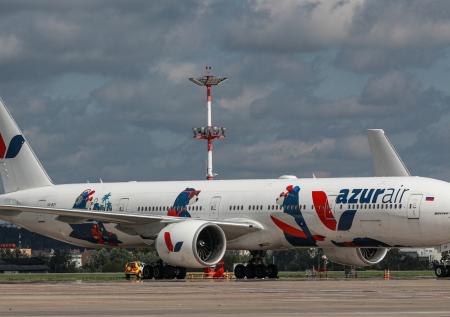 Власти могут ограничить работу Azur Air