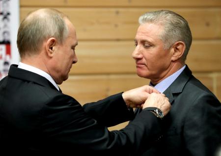 Путин вручил Ротенбергу орден Александра Невского за заслуги в спорте