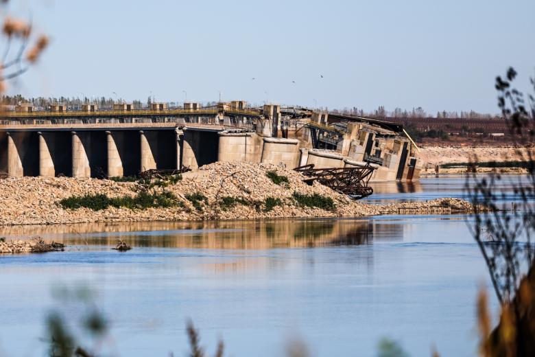 Вид на Каховскую ГЭС. Октябрь 2023 года