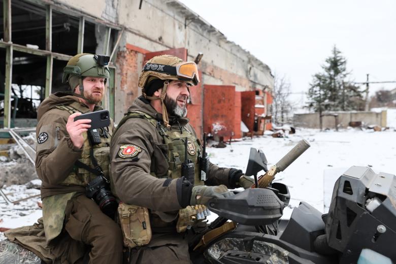Военнослужащие ВС РФ на территории Донецкой фильтровальной станции (ДФС) под Авдеевкой