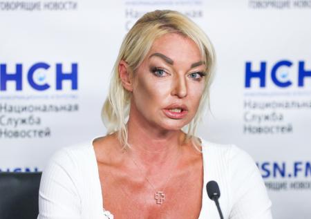 Волочкова ответила на слухи о планах спеть вместе с Савельевой