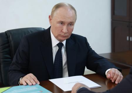 Путин рассказал, кто пытается раскачать Россию