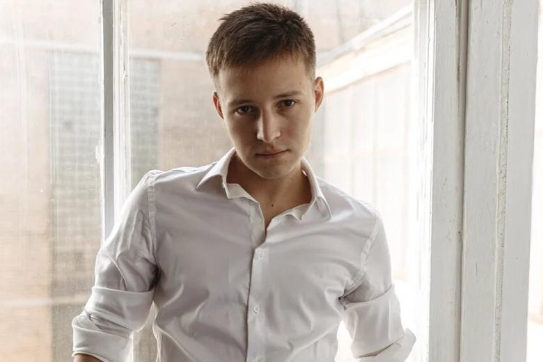 Дмитрий Ломакин