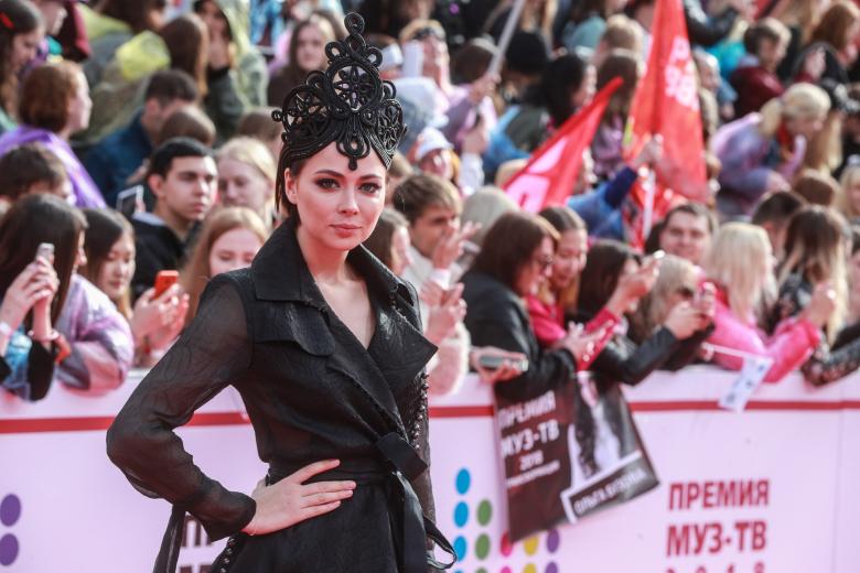 Настасья Самбурская
