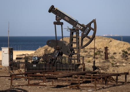 Банкиры из США спрогнозировали цены на нефть при «экстремальном сценарии»